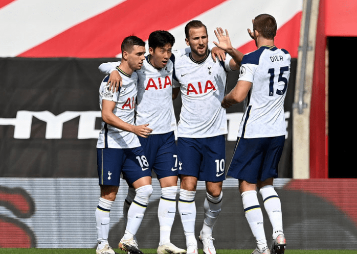  亚洲天王孙兴慜获颁特别成就奖,亚洲之光闪耀英伦  